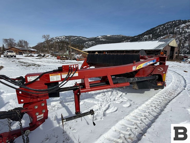 2013-new-holland-h7230-image-31