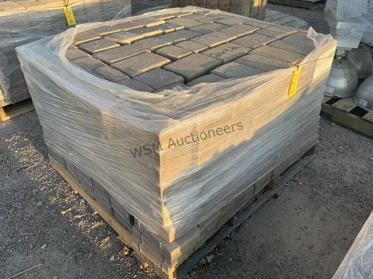 pallet-of-stone-pavers-image-1