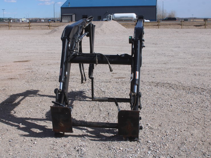 #2055-•-2019-mds-westerndorf-ta-26-plus-quick-attach-loader-image-2