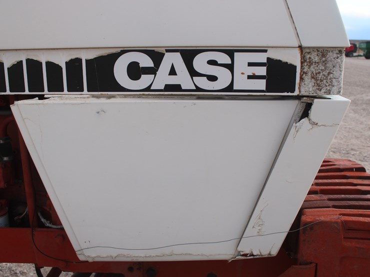 #1012-•-case-2390-tractor-image-48