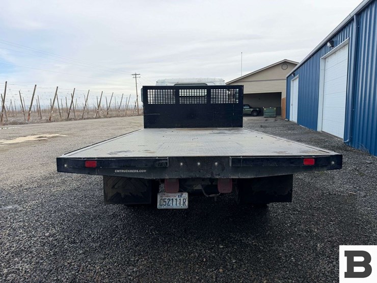 2007-isuzu-npr-image-8