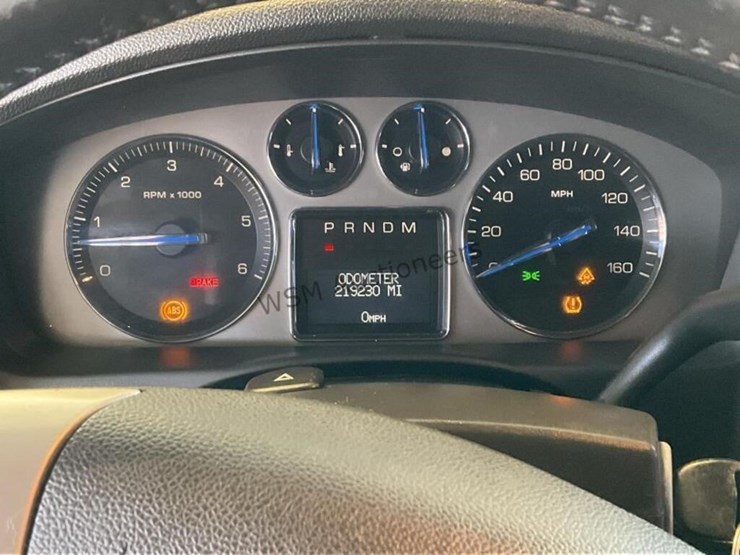 2008-cadillac-escalade-esv-image-15