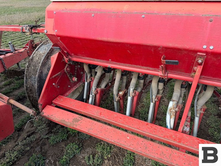 international-10-image-21