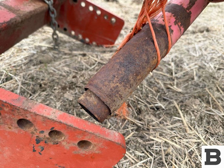 hesston-1505-image-5