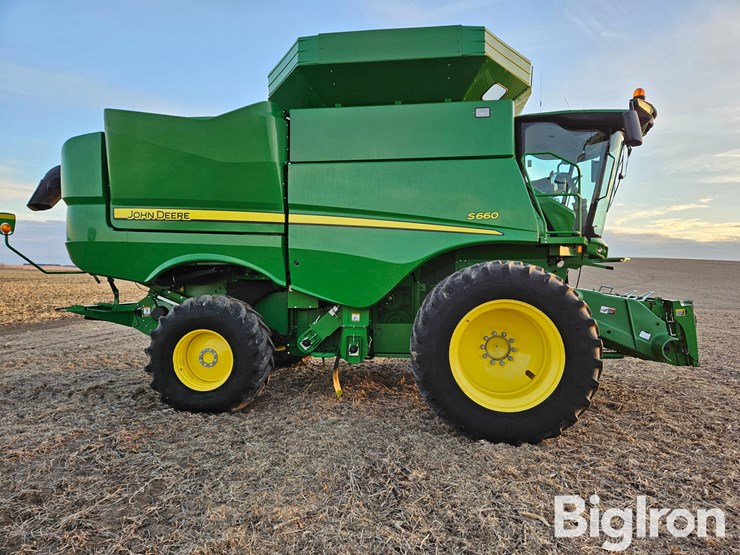 2017-john-deere-s660-image-4