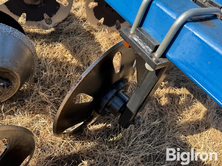 blu-jet-track-master-image-15