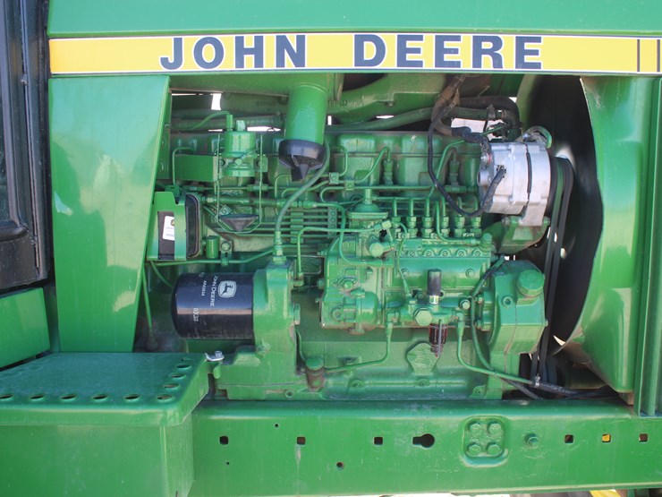 john-deere-4440-image-31