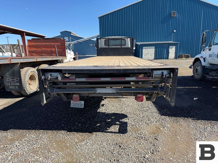 2007-international-durastar-4300-image-3