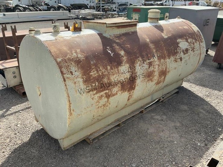 750-gallon-steel-tank-image-3