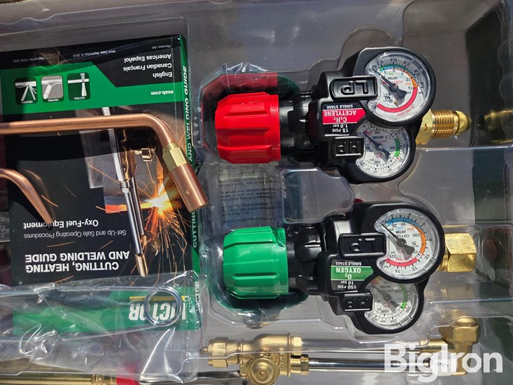 victor-torch-set-image-14