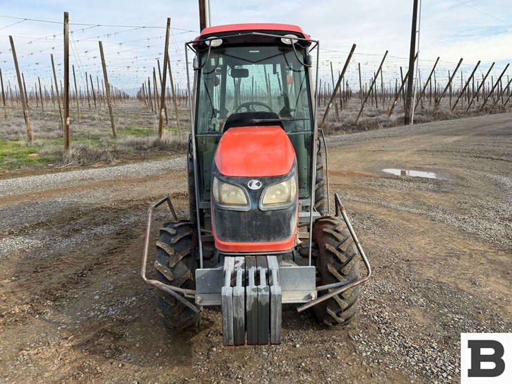 2014-kubota-m8540hd-image-8