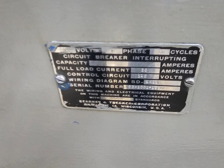 #6016-•-milwaukee-kearney-&-trecker-vertical-mill-(hortonville,-wi)-image-11