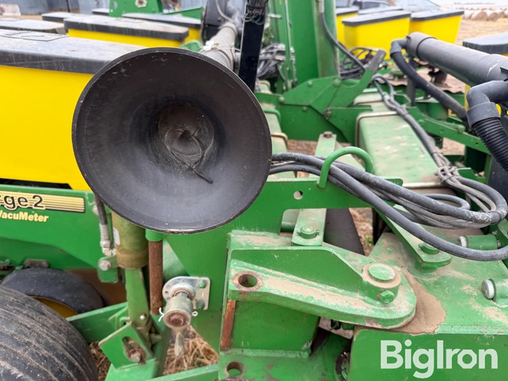 john-deere-1760-image-19