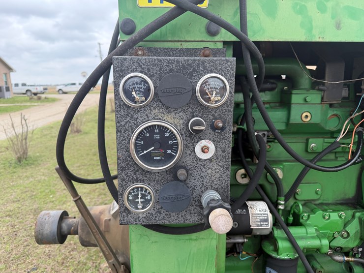 john-deere-4045t-image-31
