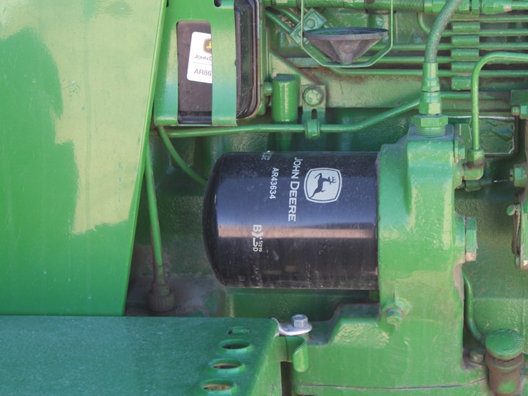 john-deere-4440-image-32