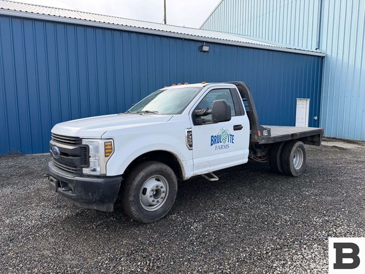 2019-ford-f350-image-1