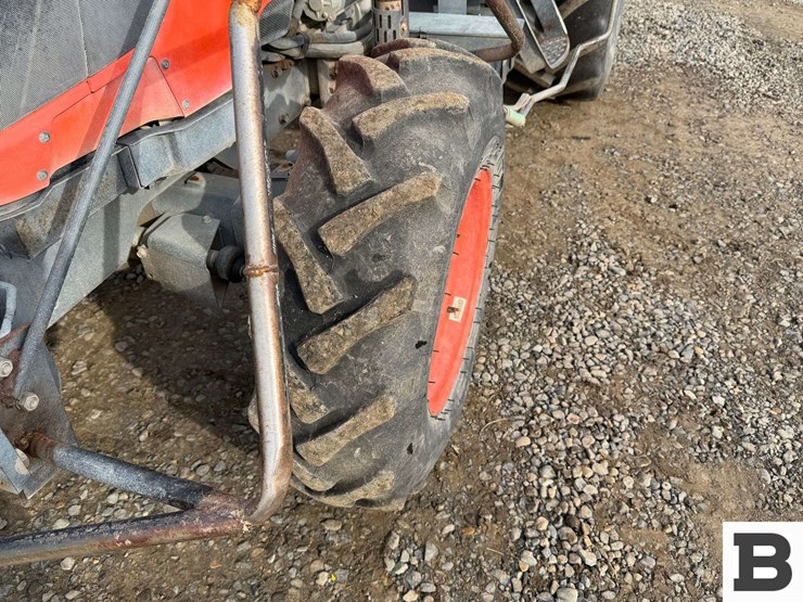 2014-kubota-m8540hd-image-10