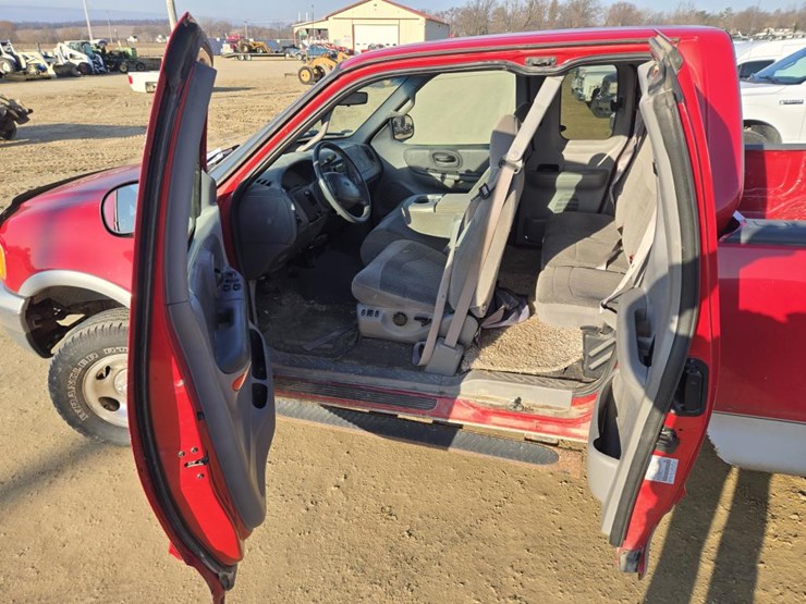 2001-ford-f150-image-16