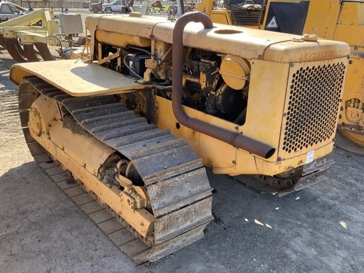 caterpillar-d6c-image-1