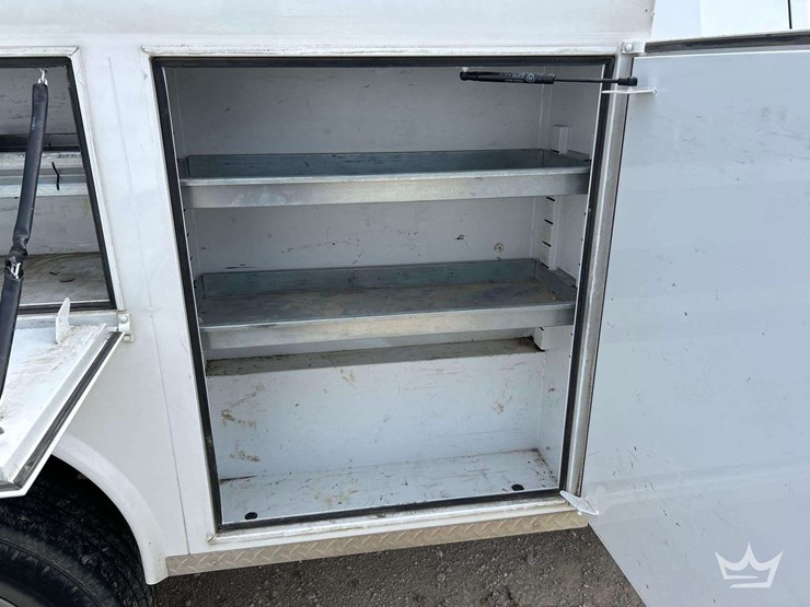 2021-chevrolet-silverado-2500-image-27