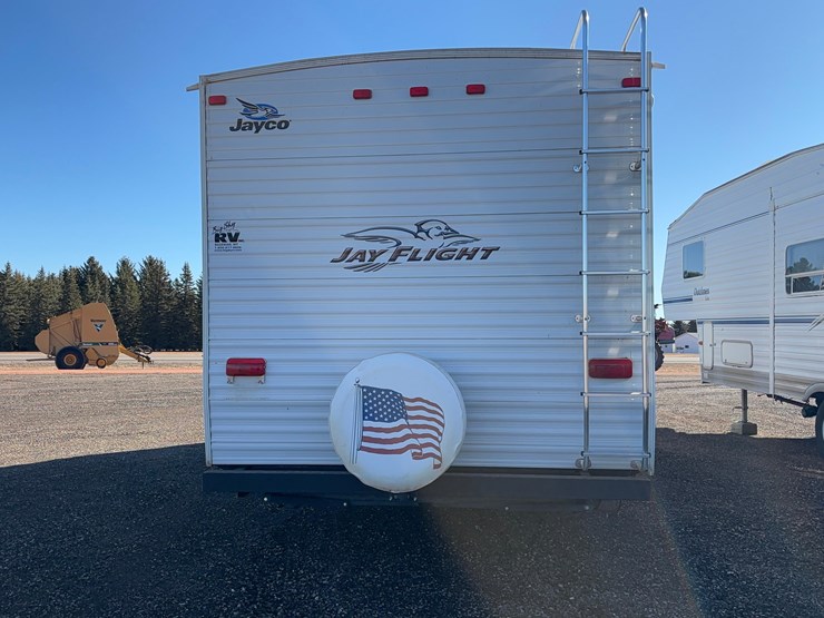 2012-jayco-jay-flight-camper-trailer-image-5