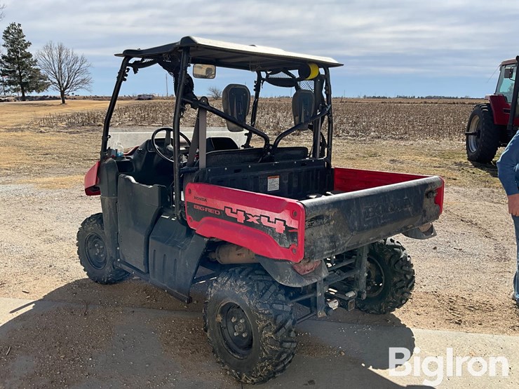 2011-honda-big-red-image-7