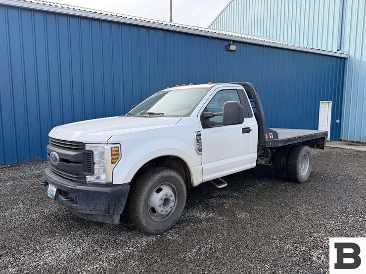 2019-ford-f350-image-3