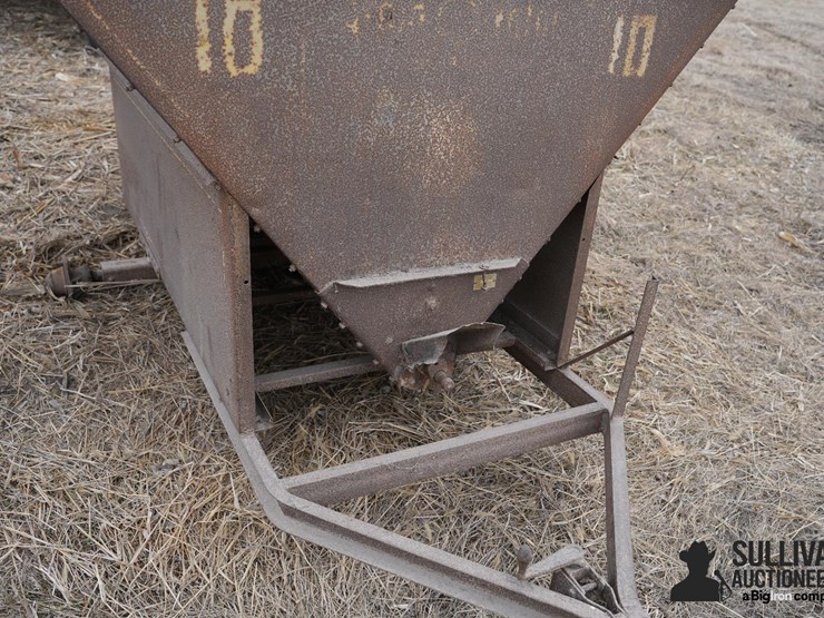grain-o-vator-10-auger-wagon-image-10