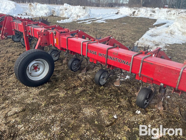 case-ih-183-image-11