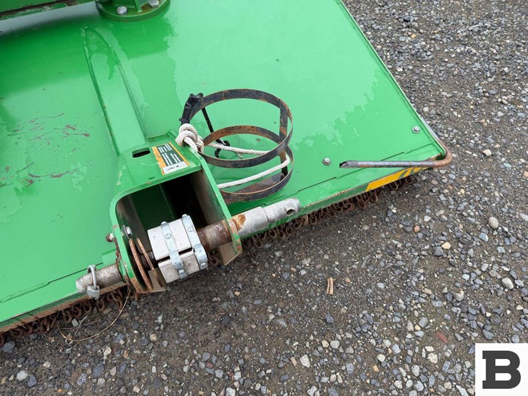 2019-john-deere-8-image-7