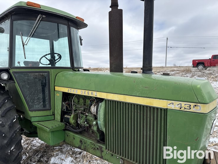 john-deere-4430-image-10