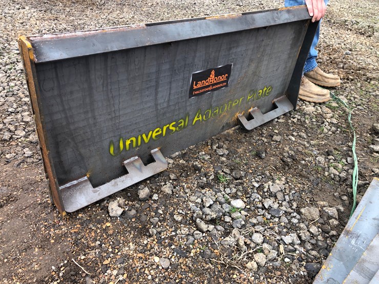 #44-•-quick-attach-weld-on-plate-image-1