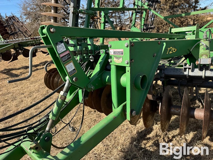 john-deere-726-image-15