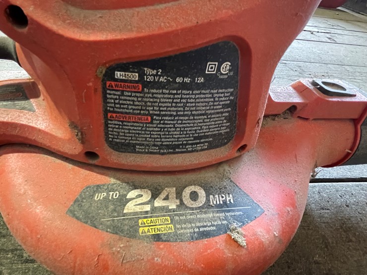 #7203-•-(2)-leaf-blowers-image-19