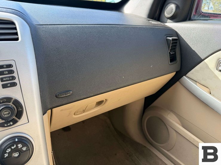 2006-chevrolet-equinox-image-32