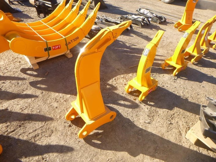 caterpillar-307-image-3