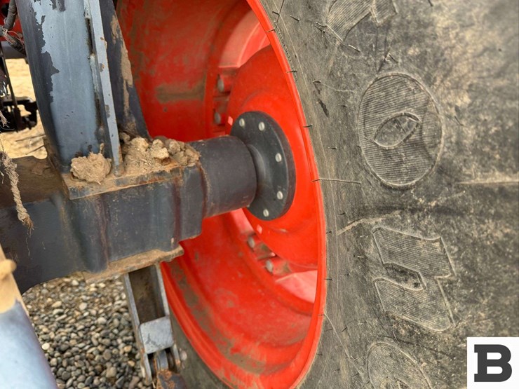 2016-kubota-m5-091-image-22