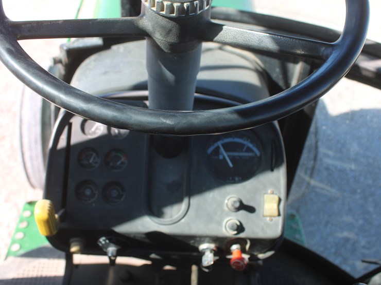 john-deere-4440-image-54
