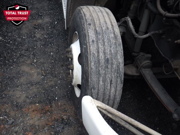 2022-kenworth-t270-image-15