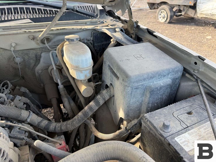 2005-chevrolet-silverado-3500-image-31