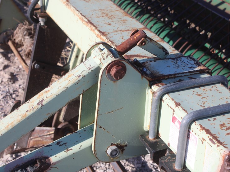 #1018-•-lockwood-model-l6700-885-bean-harvester-image-11