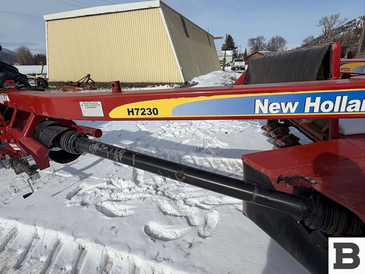 2013-new-holland-h7230-image-29