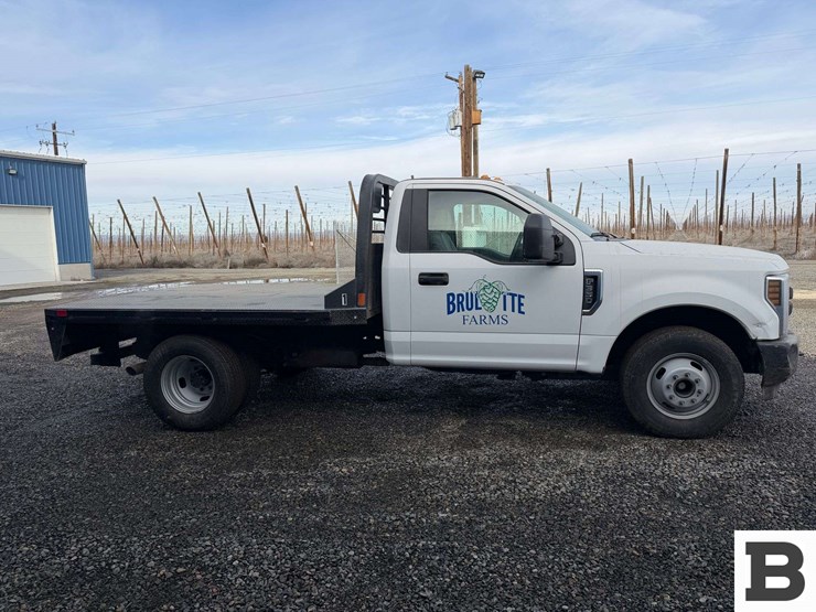 2019-ford-f350-image-8