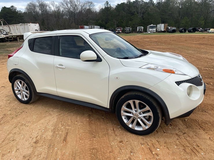2011-nissan-juke-image-4