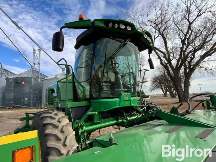 2015-john-deere-w235-image-16