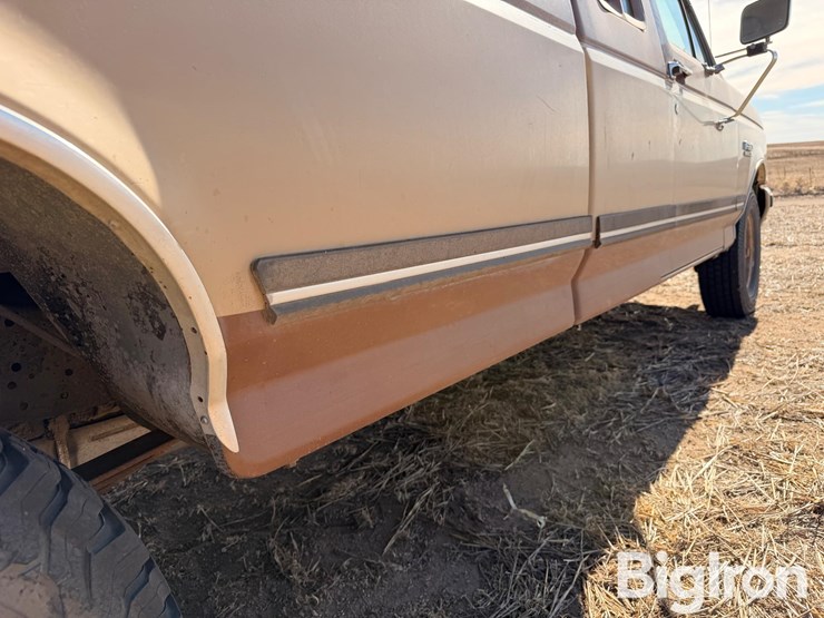 1988-ford-f250-xlt-lariat-image-16