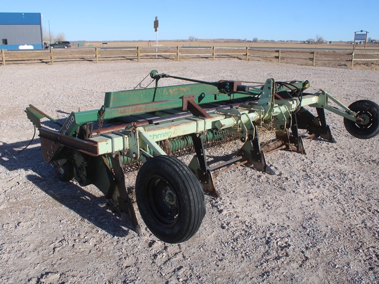 #1018-•-lockwood-model-l6700-885-bean-harvester-image-1
