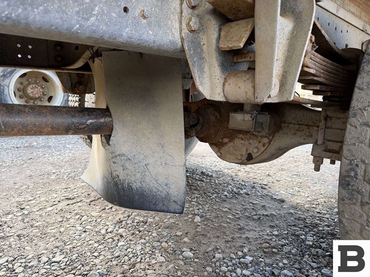 1993-ford-f700-image-12