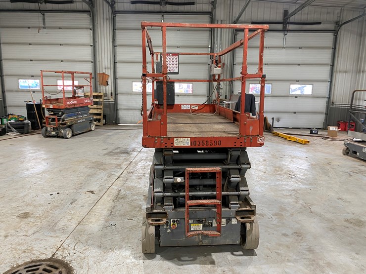 2015-skyjack-sjiii4632-image-7