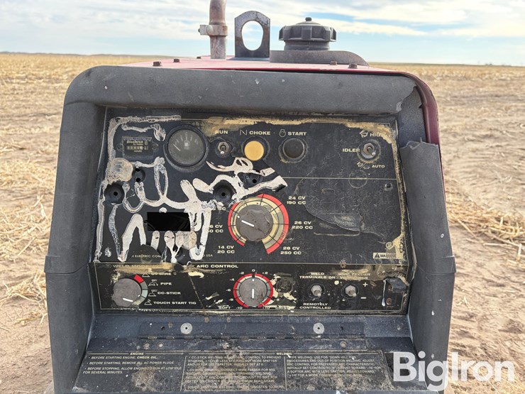 lincoln-electric-ranger-250-image-12